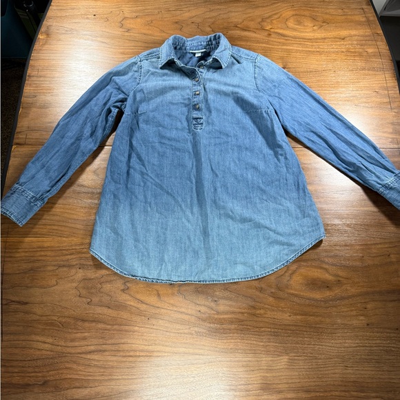 Liz Lange Blue Denim Blouse - Picture 1 of 5